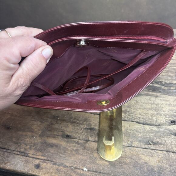 Burgundy Woven Leather Clutch Purse By Etienne Aigner - Picture 8 of 9